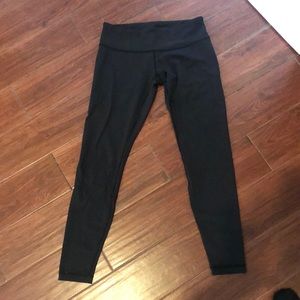 Black lulu lemon leggings